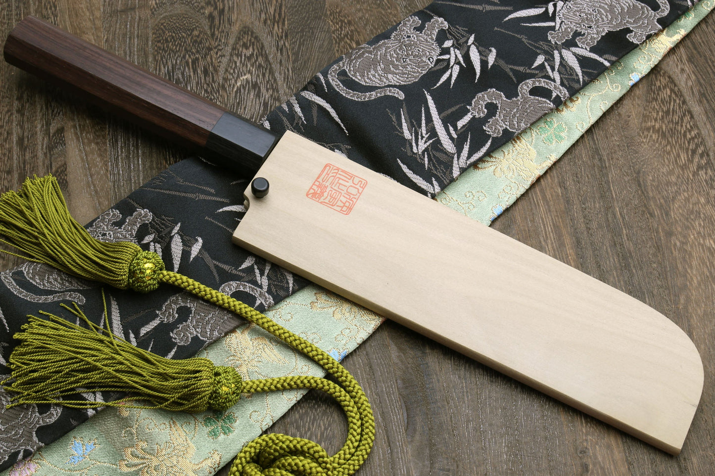 Yoshihiro Hongasumi Ginsan (Hakugin) High Carbon Stain Resistant Kama Usuba Traditional Japanese Vegetable Chopping Chef Knife Shitan Handle