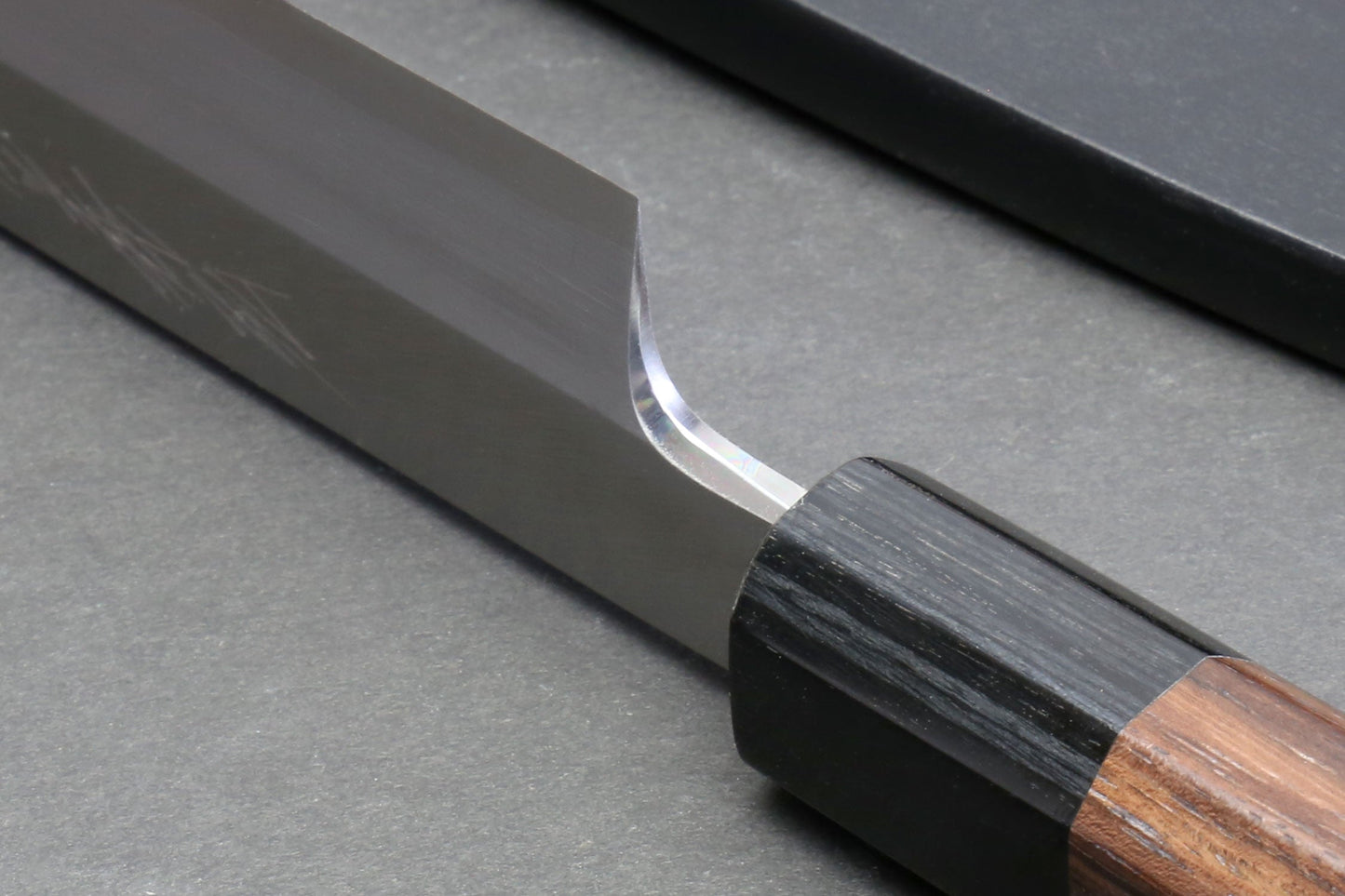 Yoshihiro Mizuyaki Hongasumi Ginsan High Carbon Stain Resistant Steel Yanagi Sushi Sashimi Japanese Knife Rosewood Handle