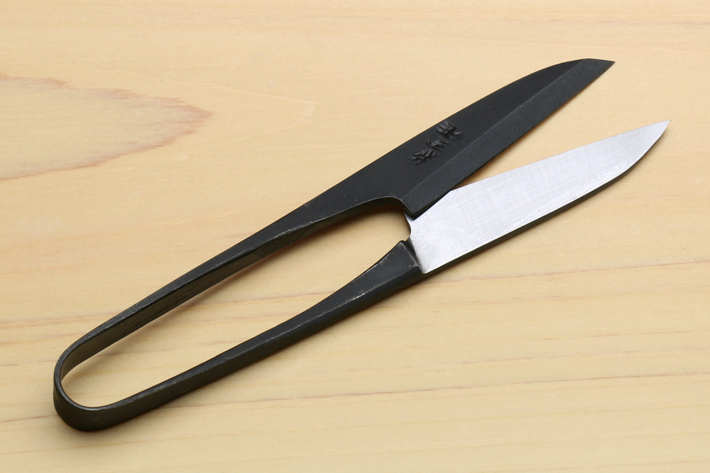 Yoshihiro Nigiri Hasami Japanese Sewing Snip Scissors for Precision Cutting