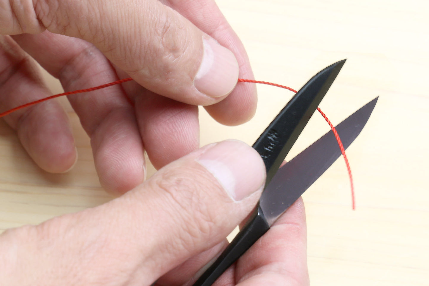 Yoshihiro Nigiri Hasami Japanese Sewing Snip Scissors for Precision Cutting