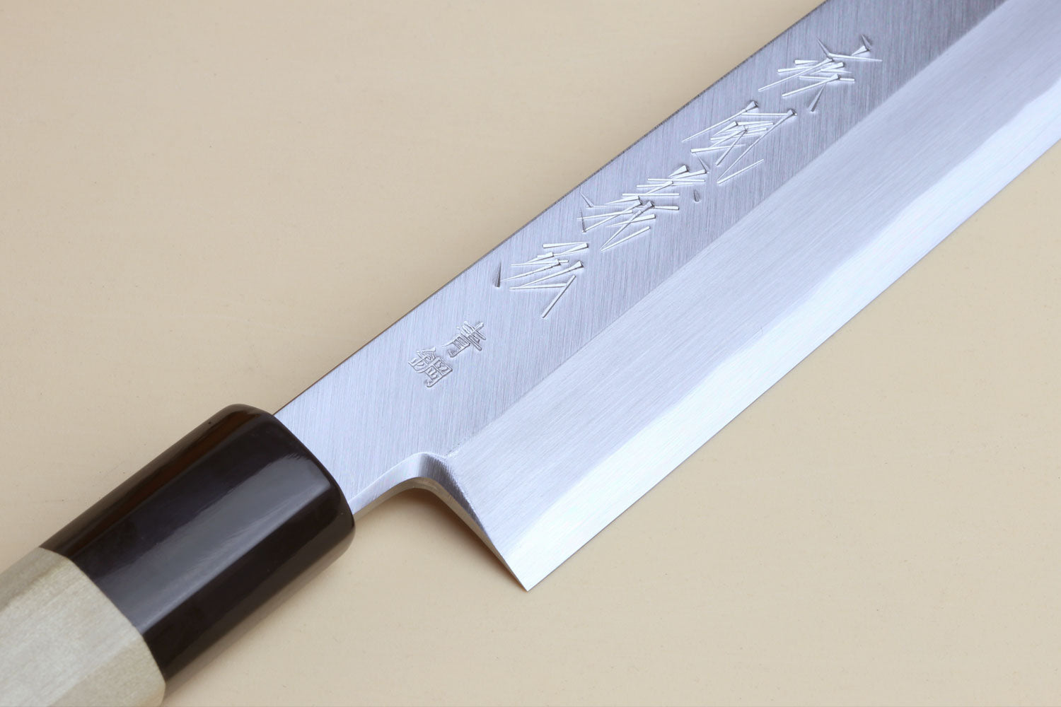 Yoshihiro Hongasumi Blue Steel Yanagi Sushi Sashimi Japanese Knife Magnolia Handle